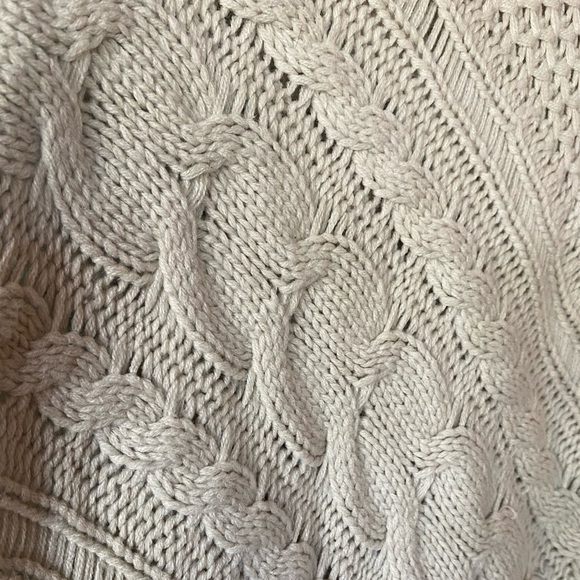 Cozy Sweater Poncho Fringe Fall Style Jacket Good Pre-Loved Condition Leisure - Picture 8 of 8